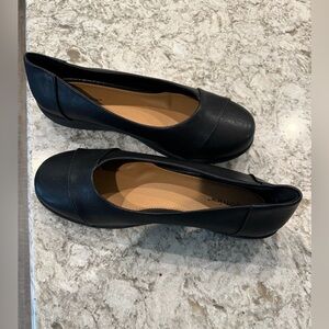 Comfortview black casual women size 11
